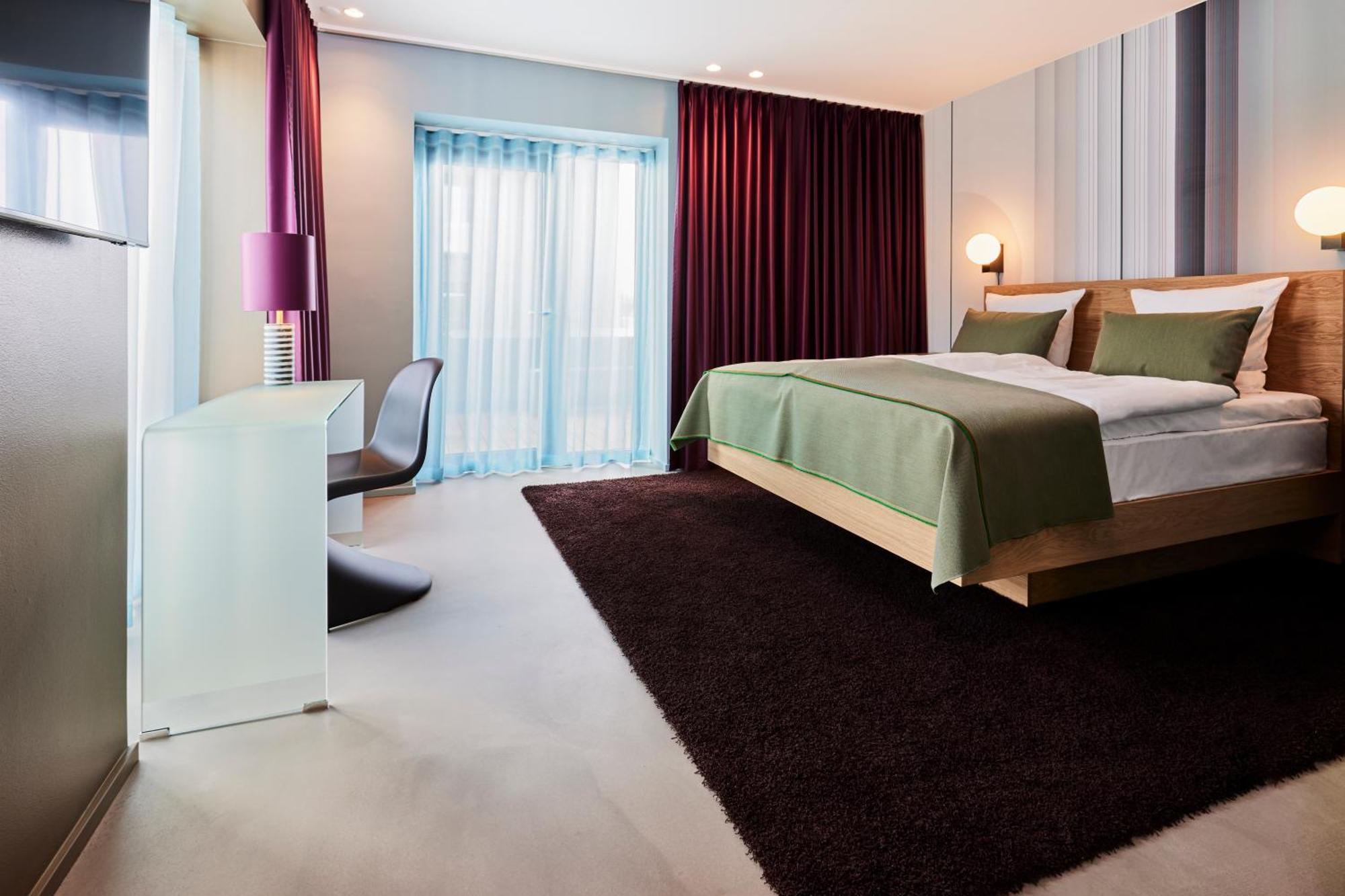 Kirk Suites فايل المظهر الخارجي الصورة